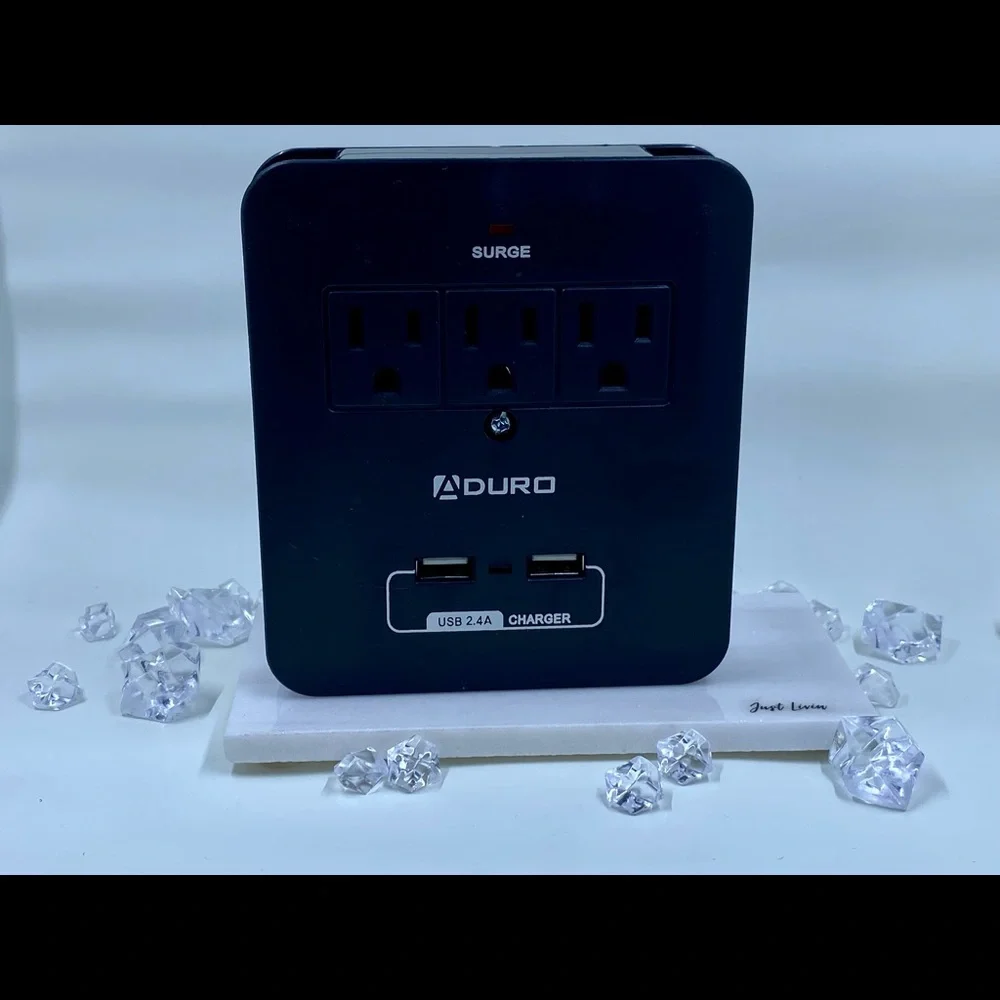 🎀 Surge Multi Charging Station